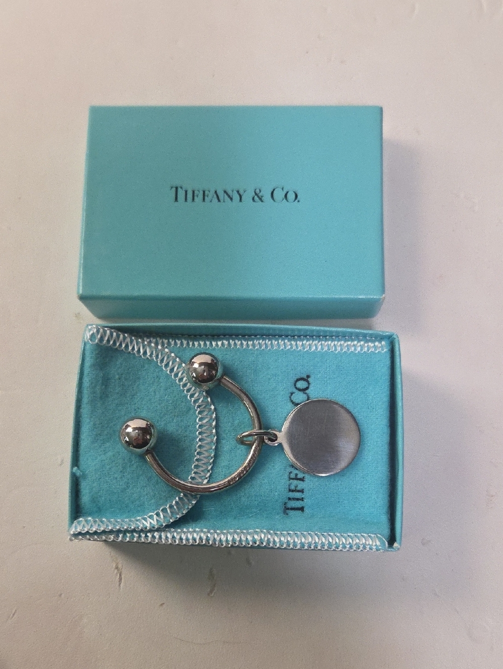 Tiffany & Co. Silver Disc Key Ring in Tiffany Blue Pouch